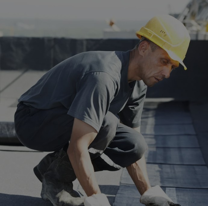 A Business Owner’s Guide to Commercial Roof Replacement in Florida